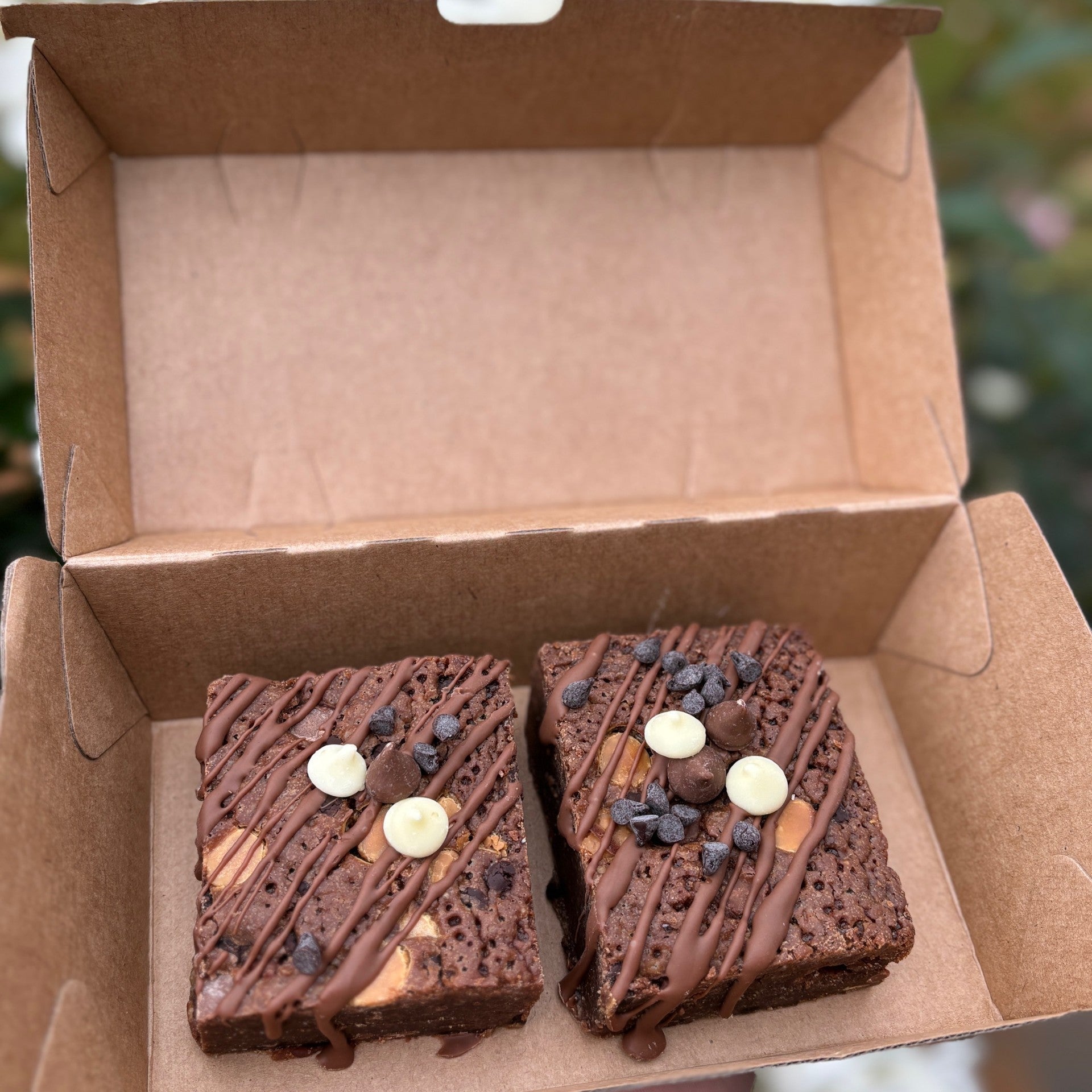 Mixed Box of 2 Brownies